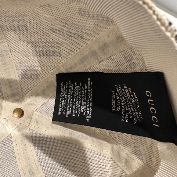 Gucci Canvas hat with dustbag - Picture 6 of 6